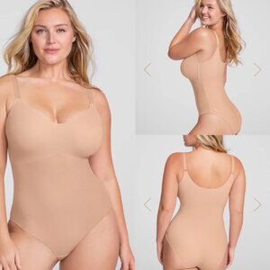 Cami bodysuit in sand